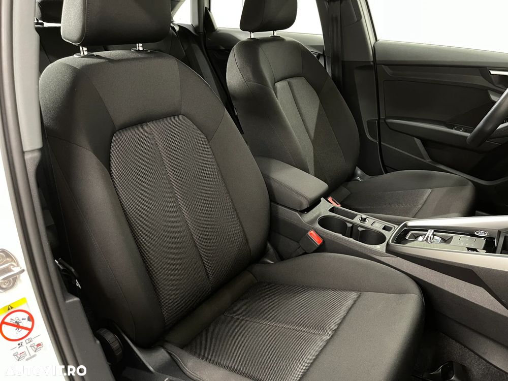 Audi A3 2.0 35 TDI S tronic Advanced - 9