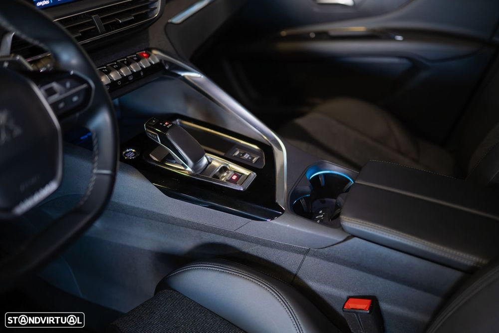 Peugeot 3008 1.6 Hybrid Allure e-EAT8 - 18