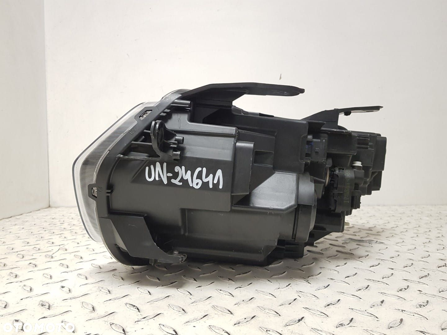 DACIA DUSTER 2 II LIFT 21- LAMPA PRAWA PRZEDNIA PRAWY PRZÓD  LED 260101613R EUROPA ORYGINAŁ - 8