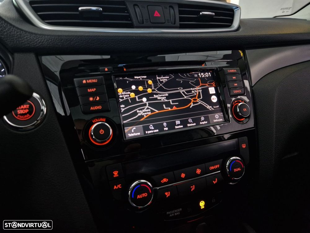 Nissan Qashqai 1.3 DIG-T Tekna - 21