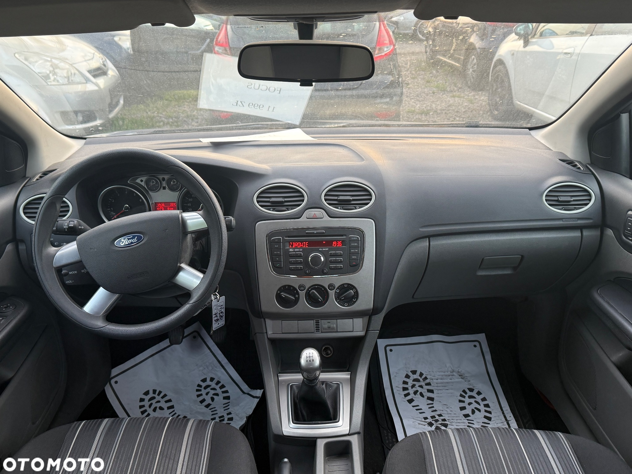 Ford Focus 1.6 16V Titanium - 5