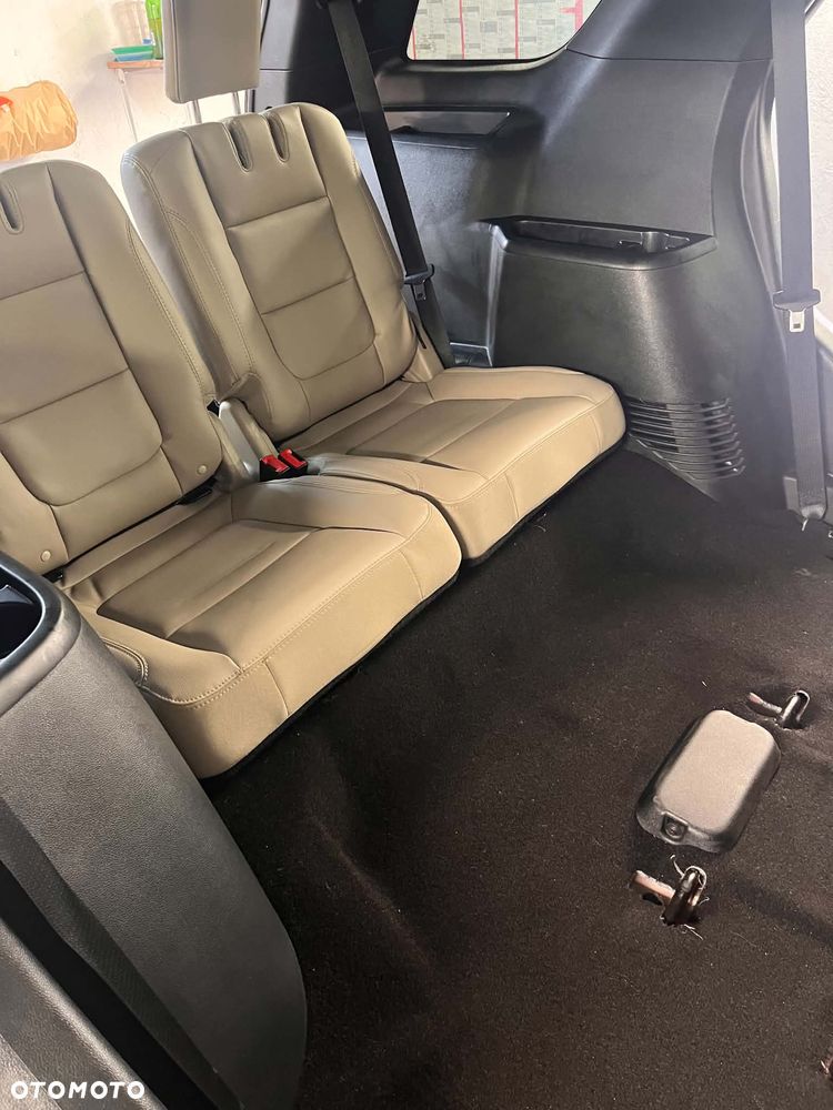 Ford Explorer EcoBoost Plug-in Hybrid PLATINUM - 16