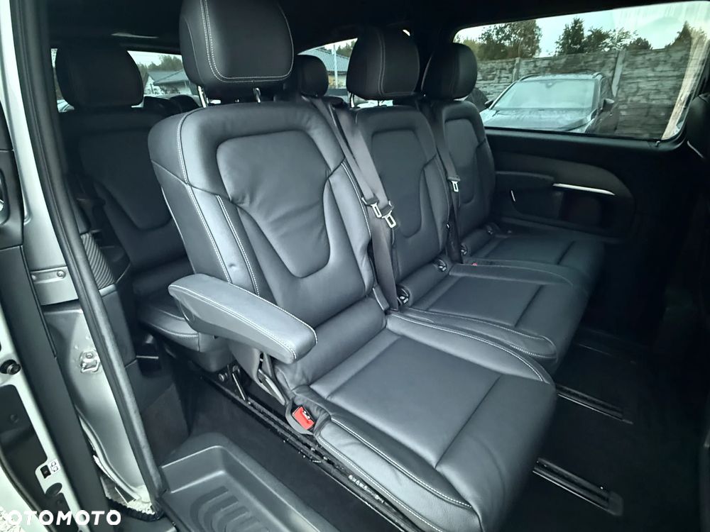 Mercedes-Benz Klasa V 300 d lang 4Matic 9G-TRONIC Avantgarde Edition - 33