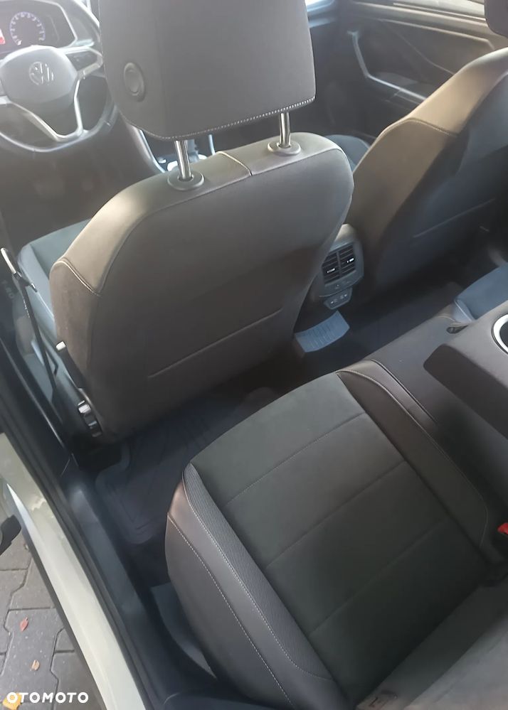 Volkswagen T-Roc 1.5 TSI Style DSG - 18