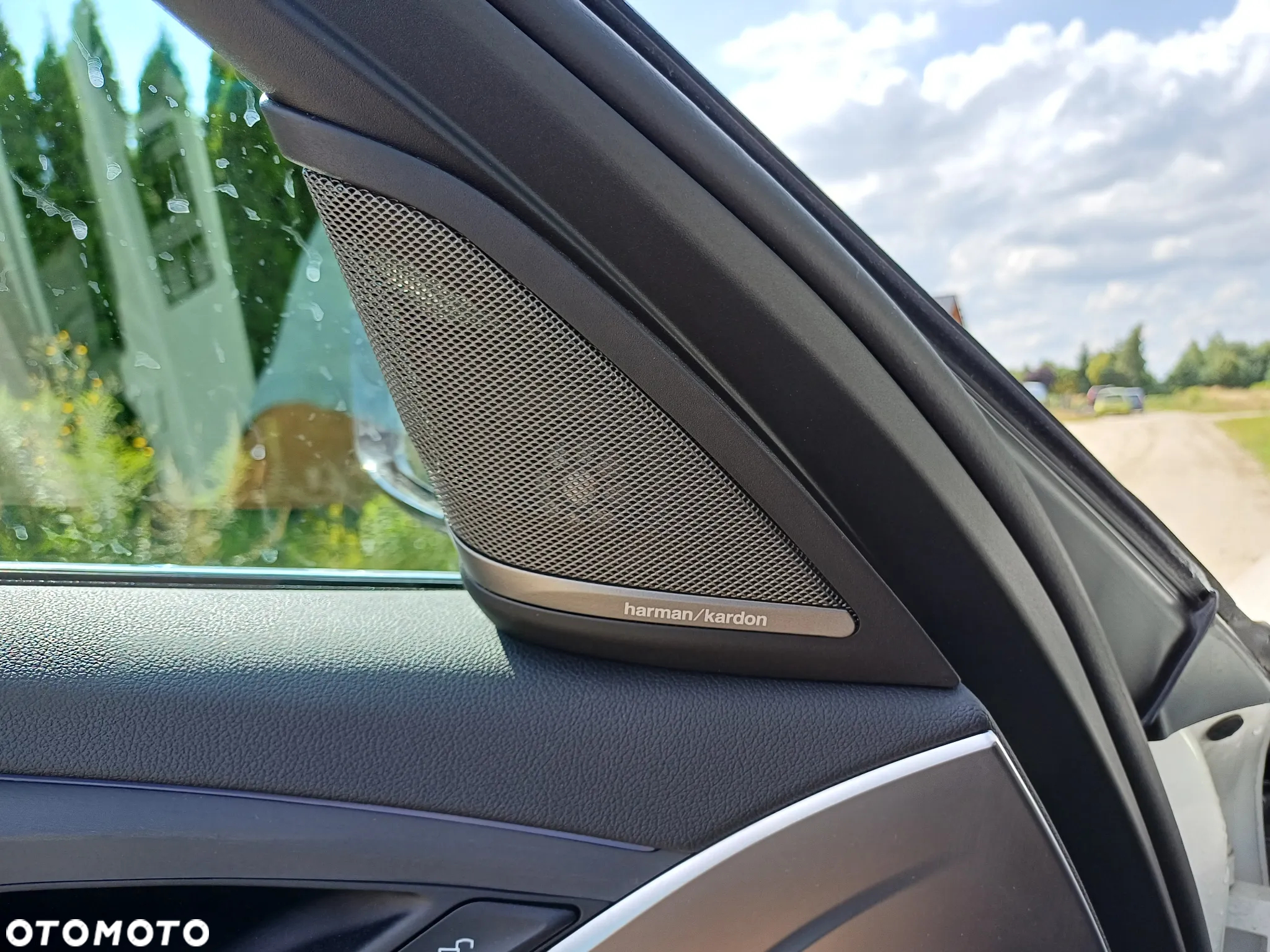 BMW Seria 5 518d - 15