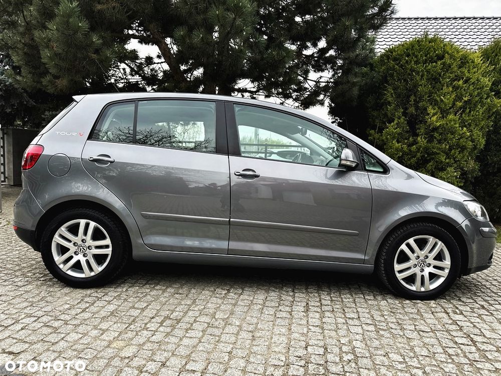 Volkswagen Golf Plus 1.9 TDI DPF Tour Edition - 21