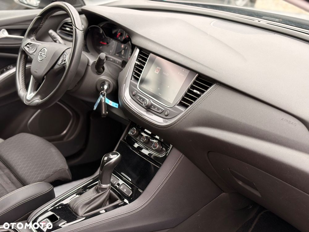 Opel Grandland X 1.2 Start/Stop Automatik 120 Jahre - 24