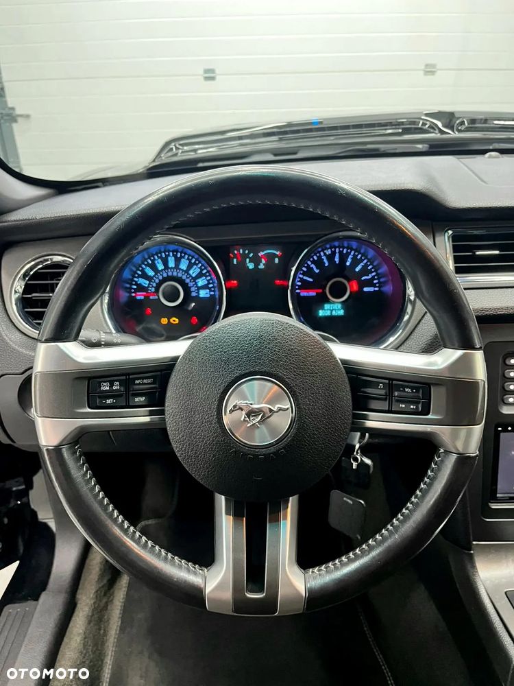 Ford Mustang 3.7 V6 - 11