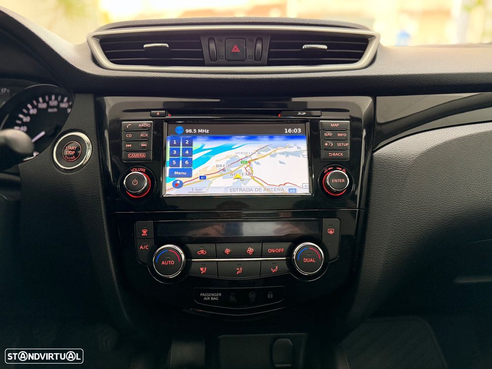 Nissan Qashqai 1.5 dCi DPF 360 - 12