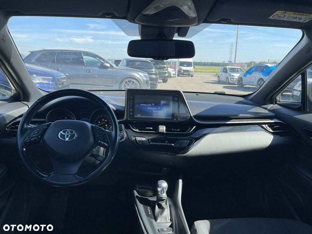 Toyota C-HR - 16