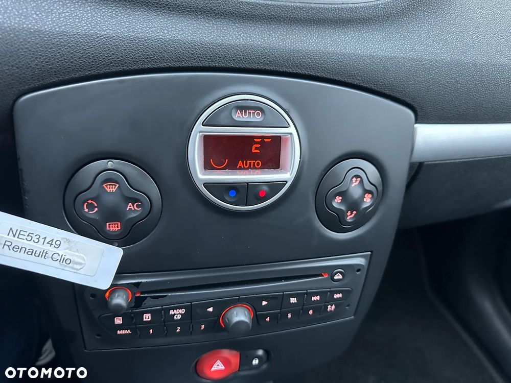 Renault Clio 1.2 TCE Authentique - 19