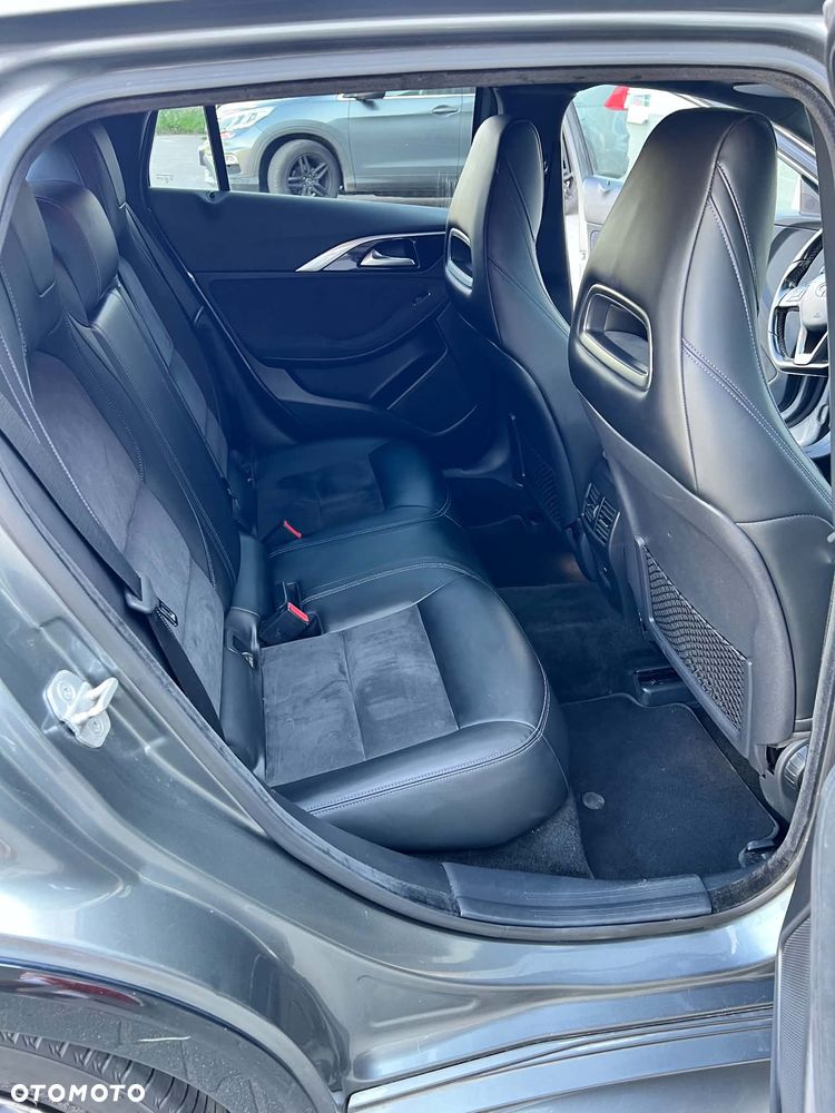 Infiniti Q30 2.2d Sport Tech AWD 7DCT - 23