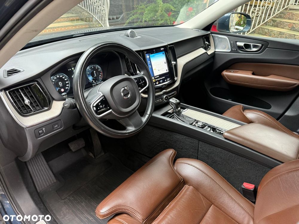 Volvo XC 60 T6 AWD Geartronic Inscription - 5