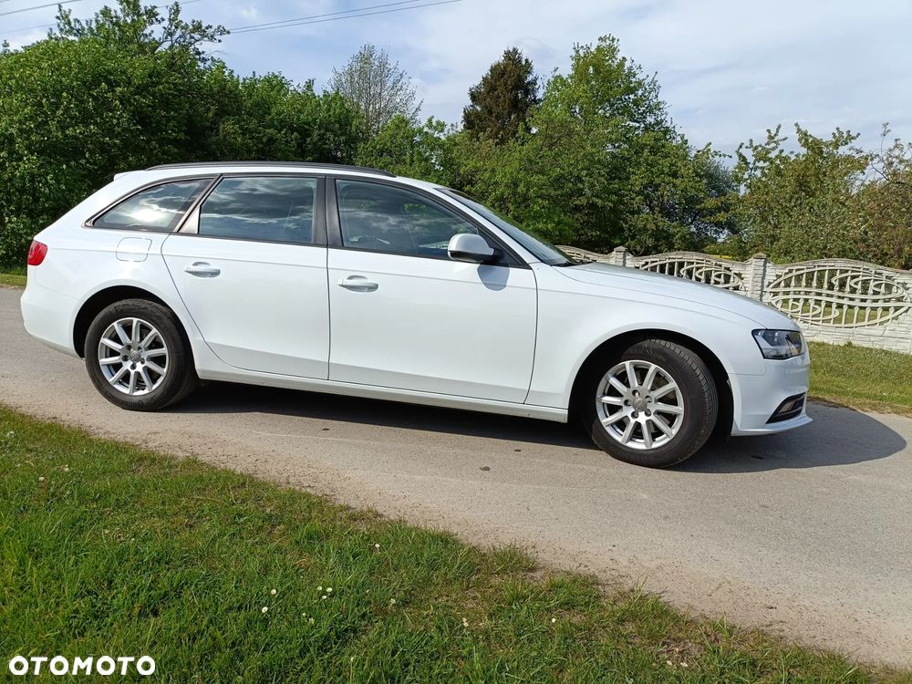 Audi A4 Avant - 4