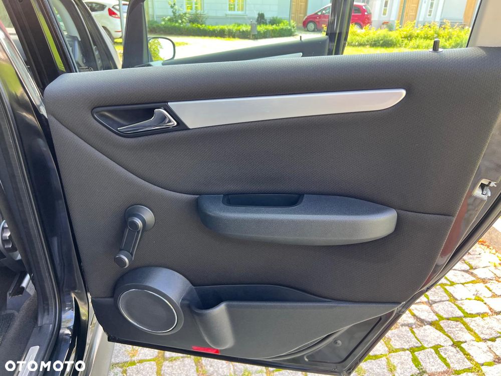 Mercedes-Benz Klasa B 170 Special Edition - 16