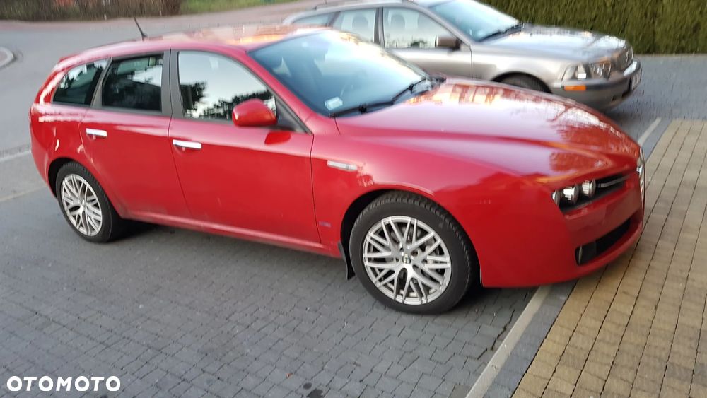 Alfa Romeo 159 - 2