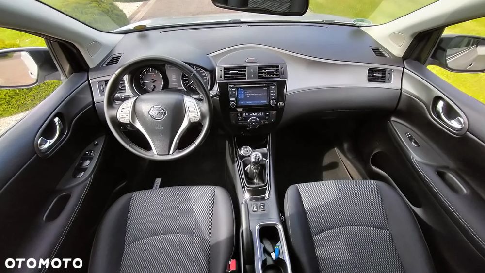 Nissan Pulsar - 12
