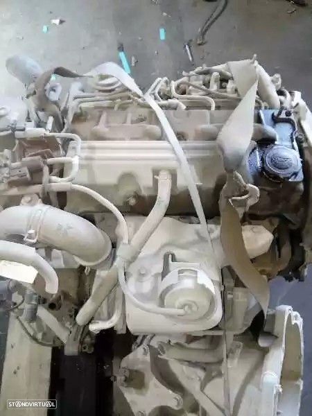 MOTOR COMPLETO MAZDA PREMACY 1999 -RF2A - 3