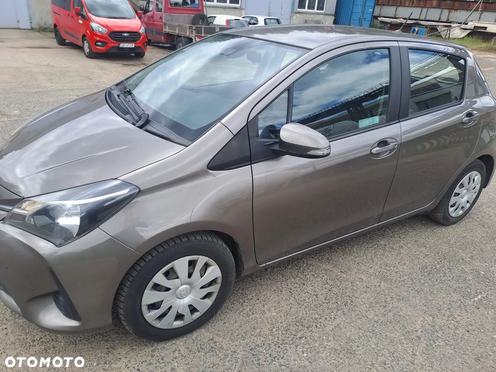 Toyota Yaris 1.5 Life - 9