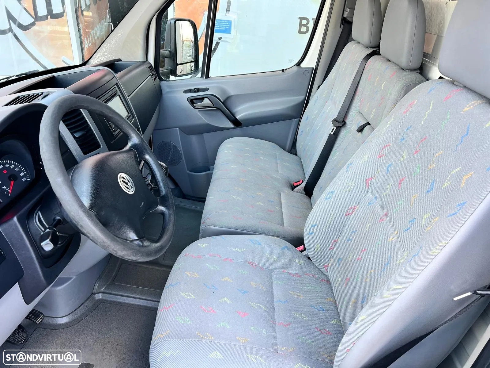 VW crafter plataforma elevatoria - 9