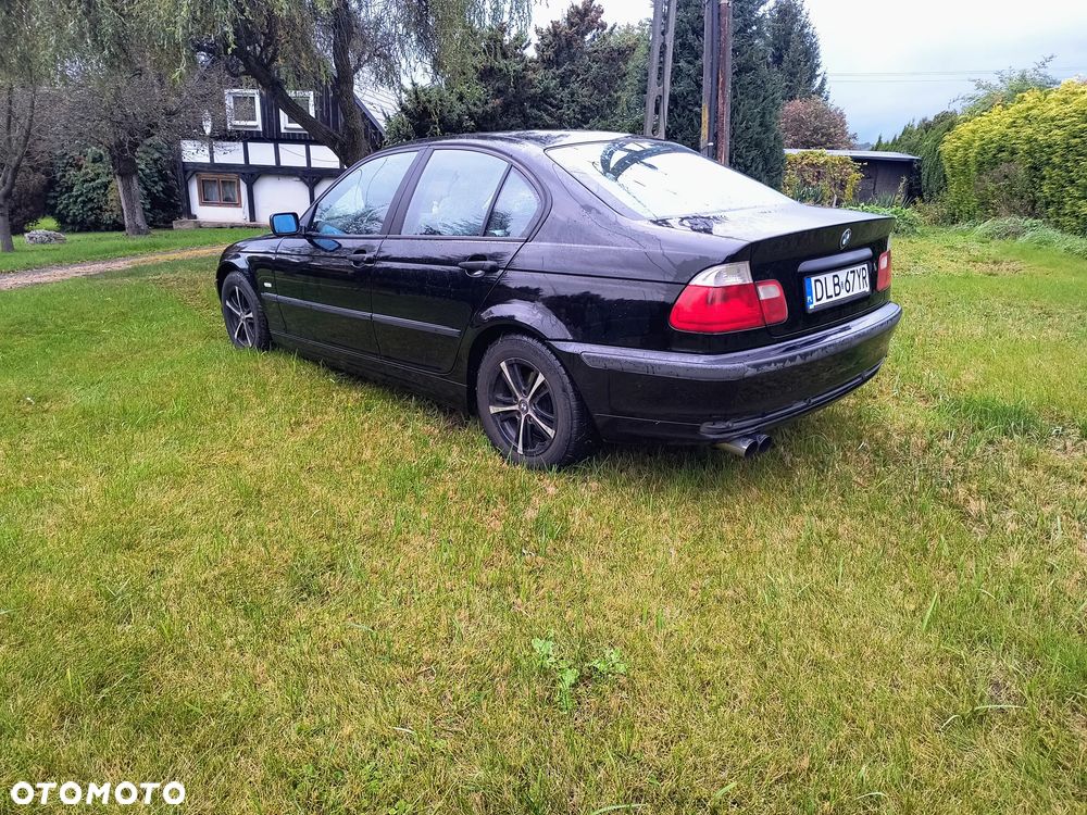 BMW Seria 3 2000 photo 4