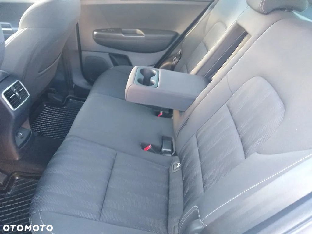 Kia Sportage - 12
