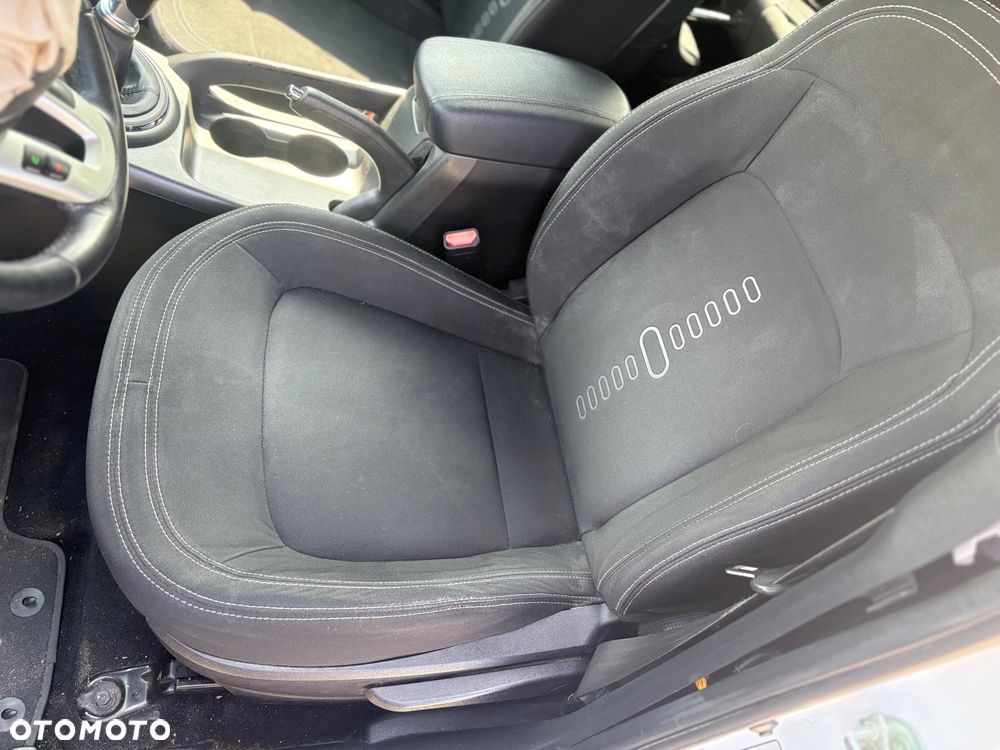 Kia Sportage 1.6 GDI Business Line 2WD - 24