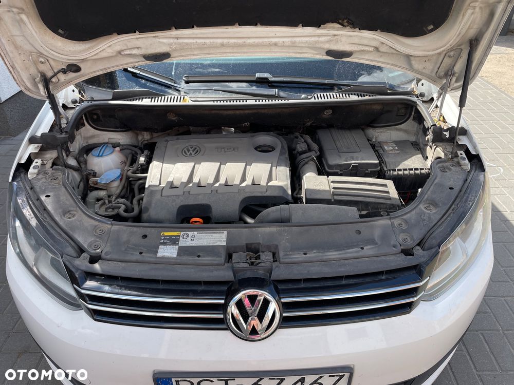Volkswagen Touran 1.6 TDI DPF Trendline - 13