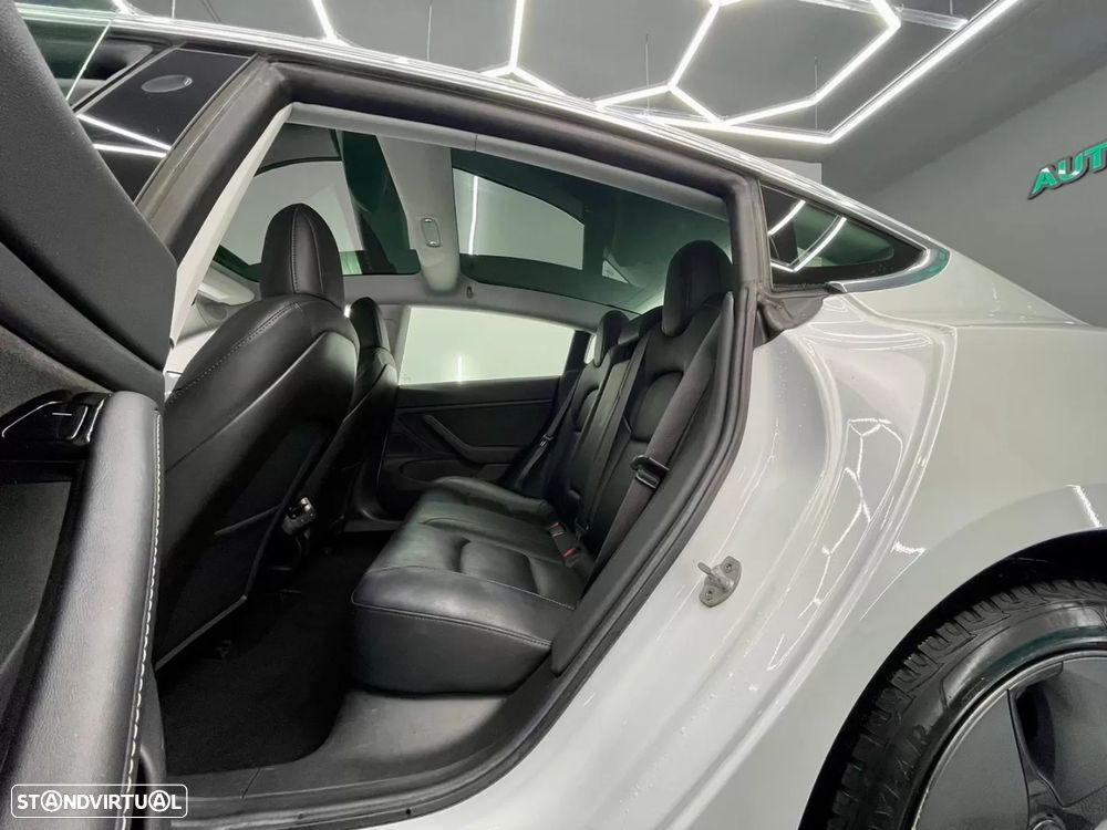 Tesla Model 3 Long-Range Dual Motor AWD - 10