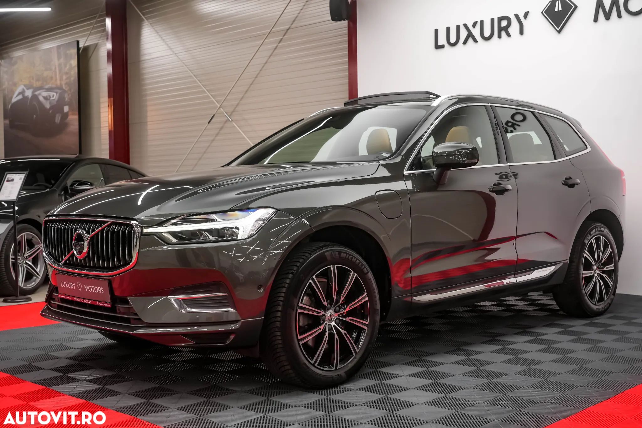 Volvo XC 60 T8 Twin Engine AWD Geartronic Inscription - 1