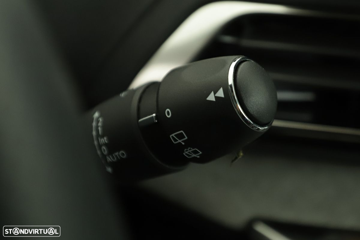 Peugeot 3008 1.2 PureTech GT EAT8 - 19