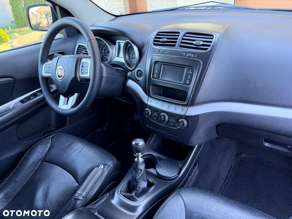 Fiat Freemont 2.0 Multijet 16V DPF Urban - 32