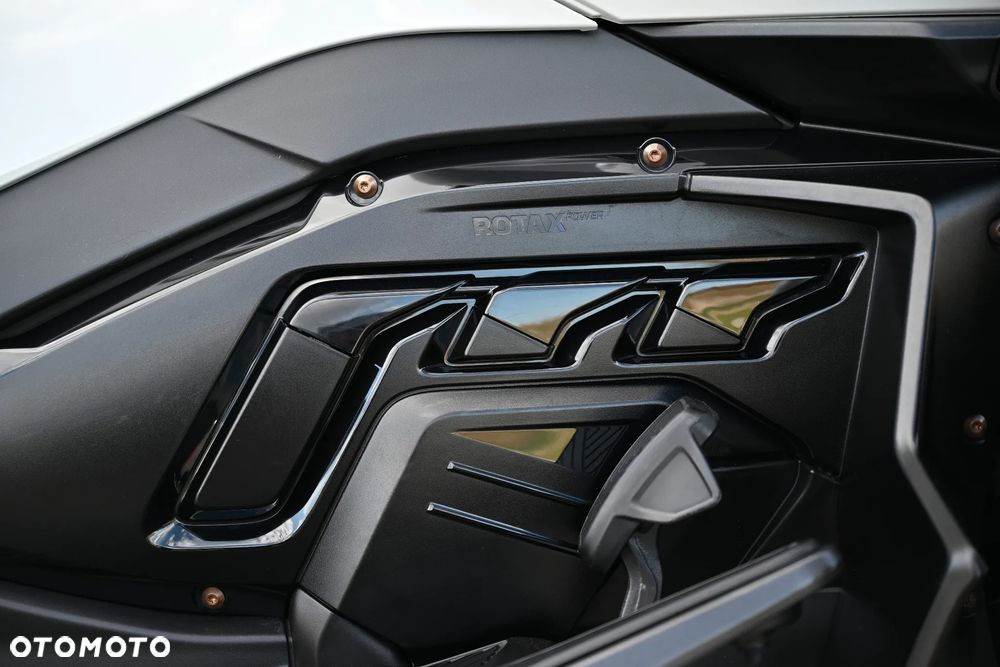 Can-Am Spyder - 7