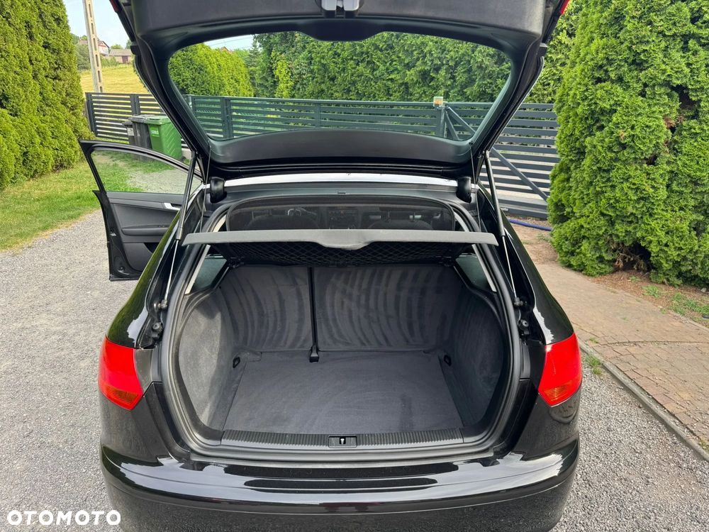 Audi A3 1.6 Attraction - 14