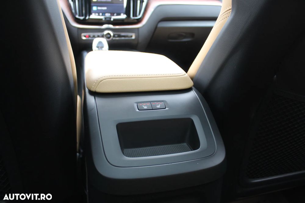 Volvo XC 60 - 23