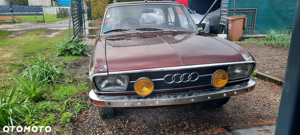 Audi 100 - 1