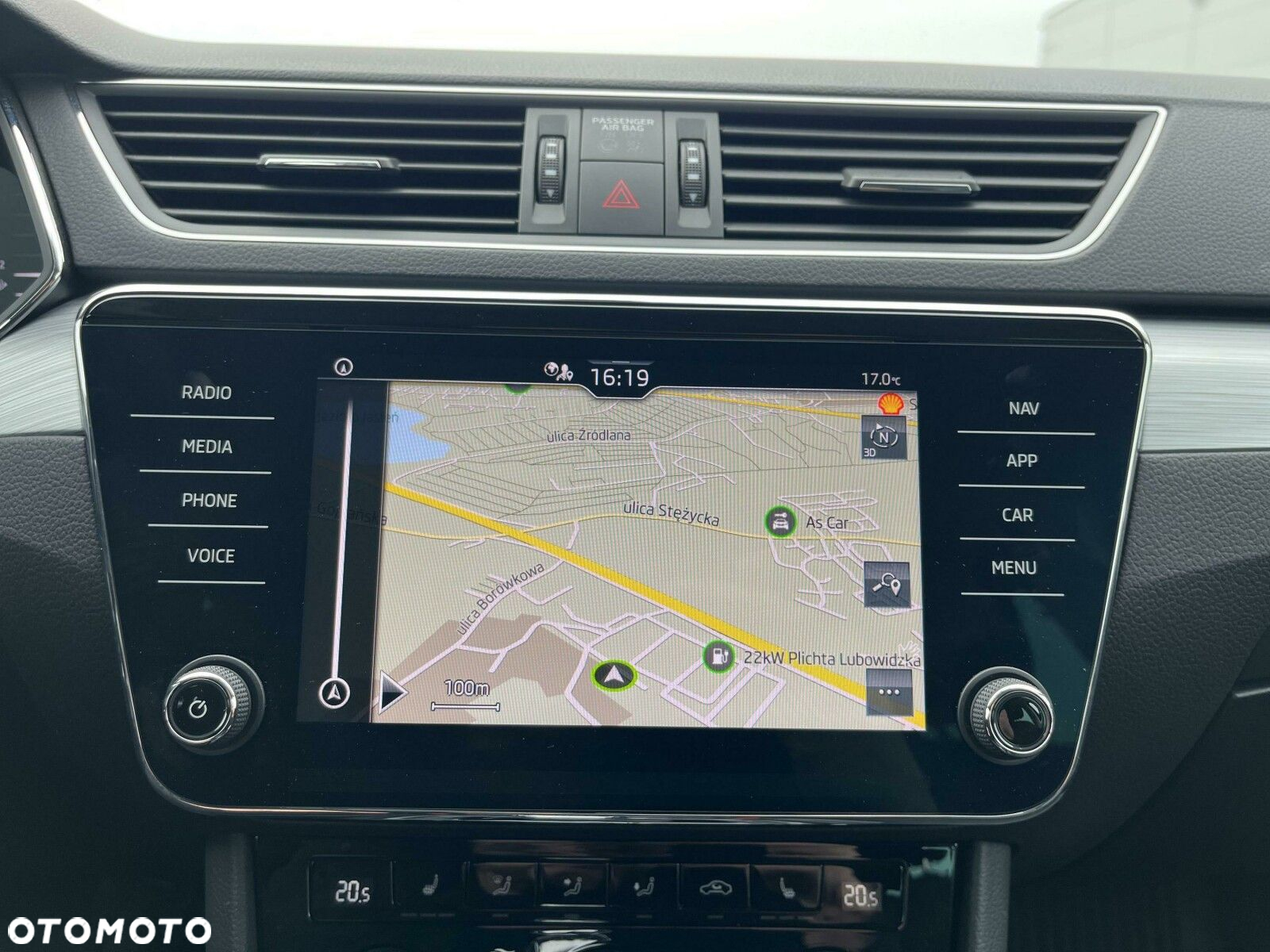 Skoda Superb 1.5 TSI Ambition DSG - 27