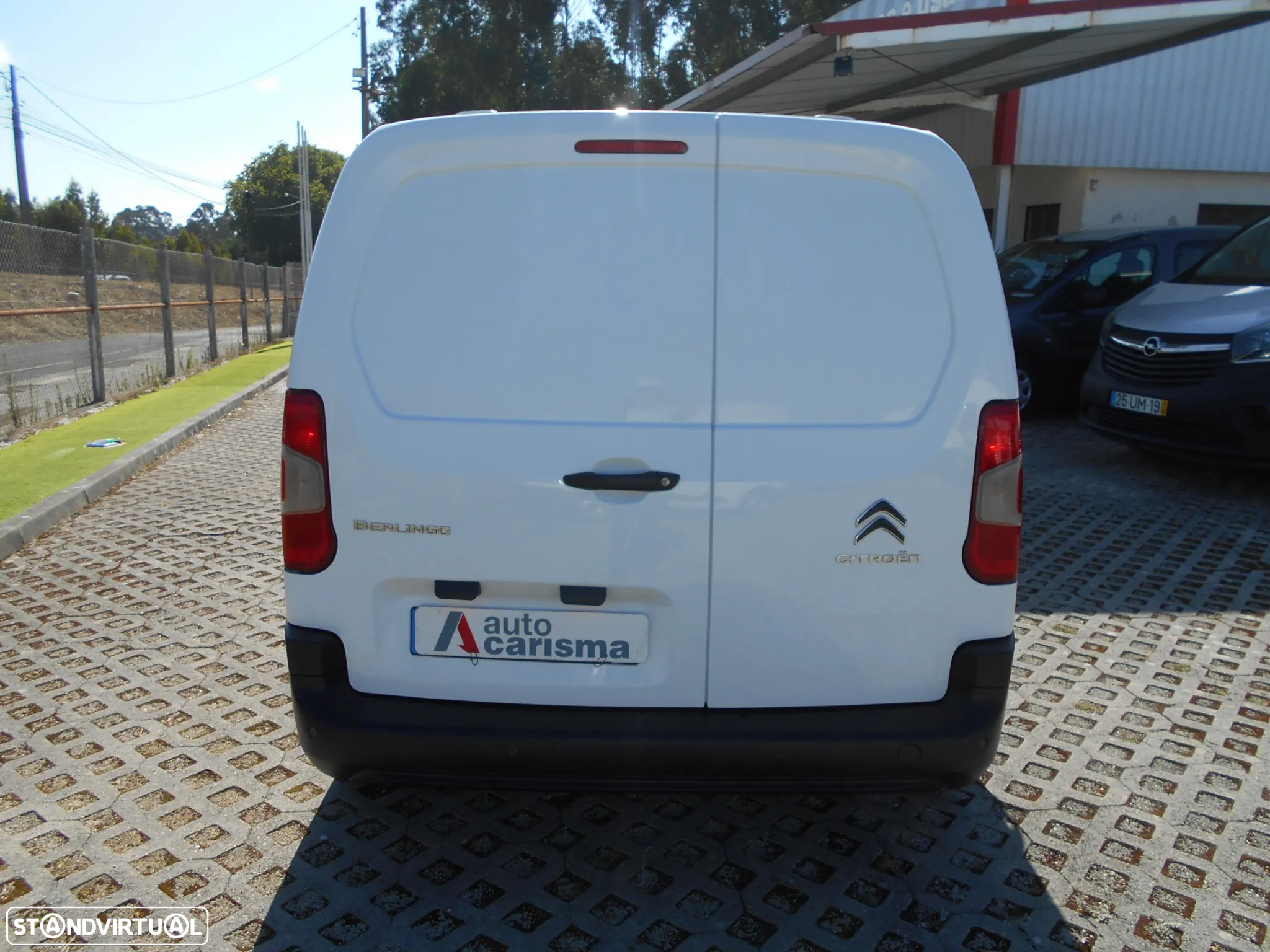 Citroën BERLINGO 102cv 3 LUG Com AC - 6