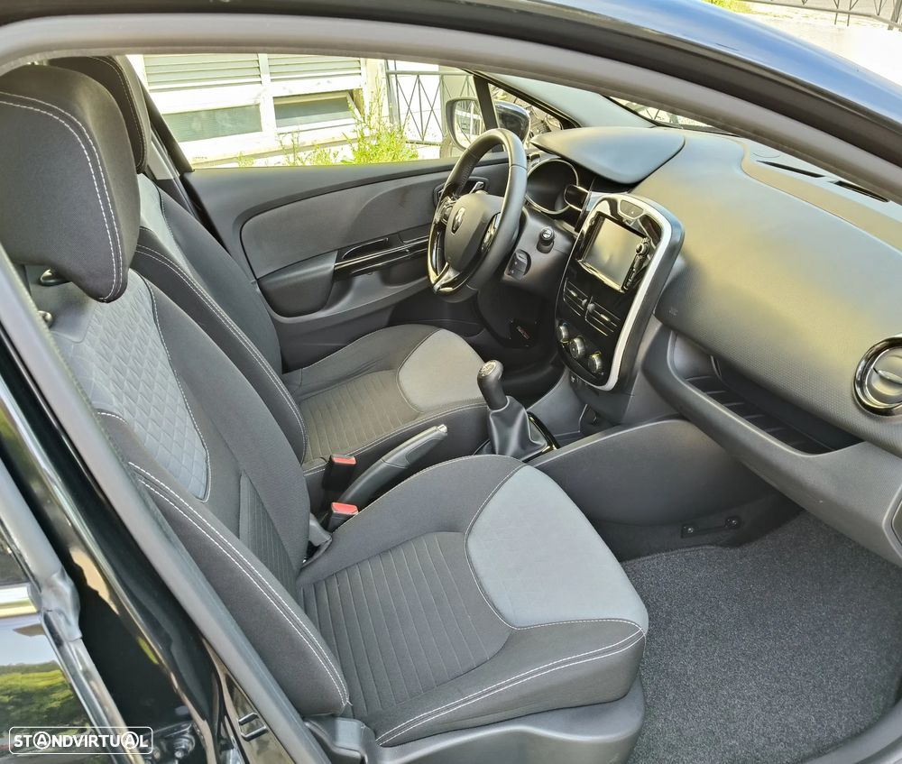 Renault Clio Sport Tourer 1.5 dCi Dynamique S - 15