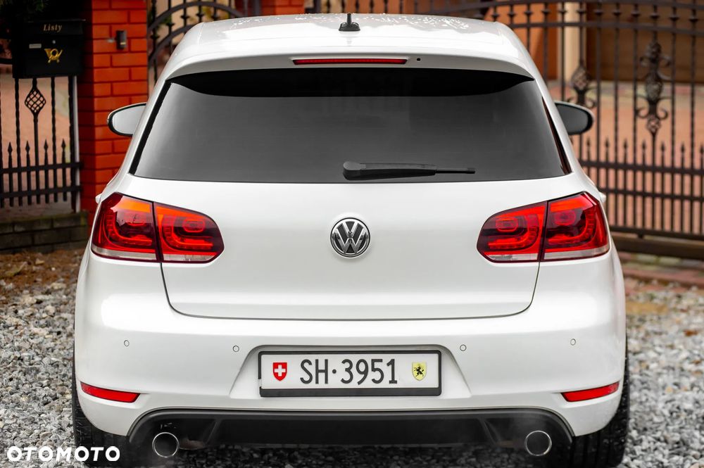 Volkswagen Golf 2.0 TSI GTI - 11