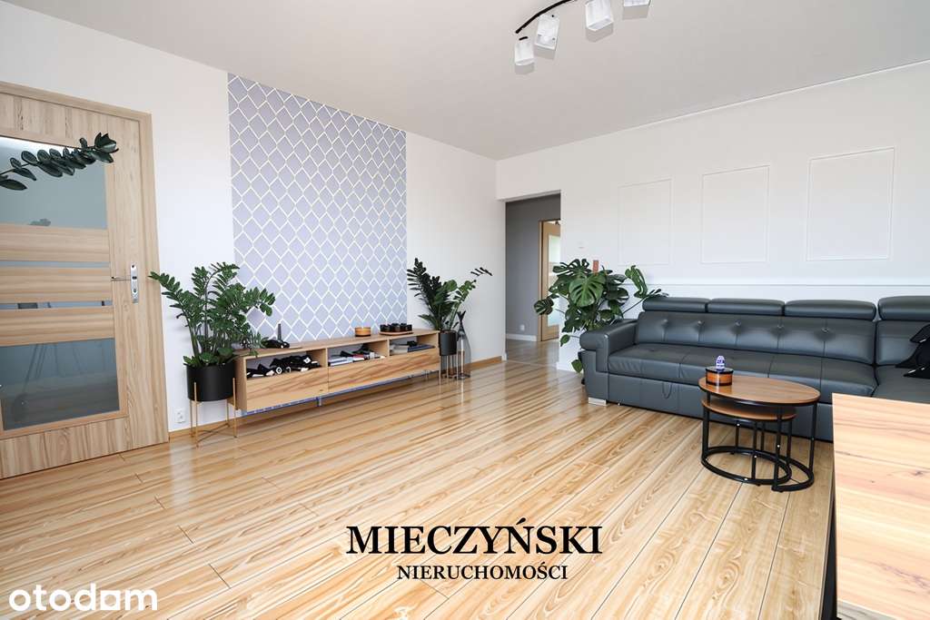 Mieszkanie 3 pokojowe na os. Dolinki.