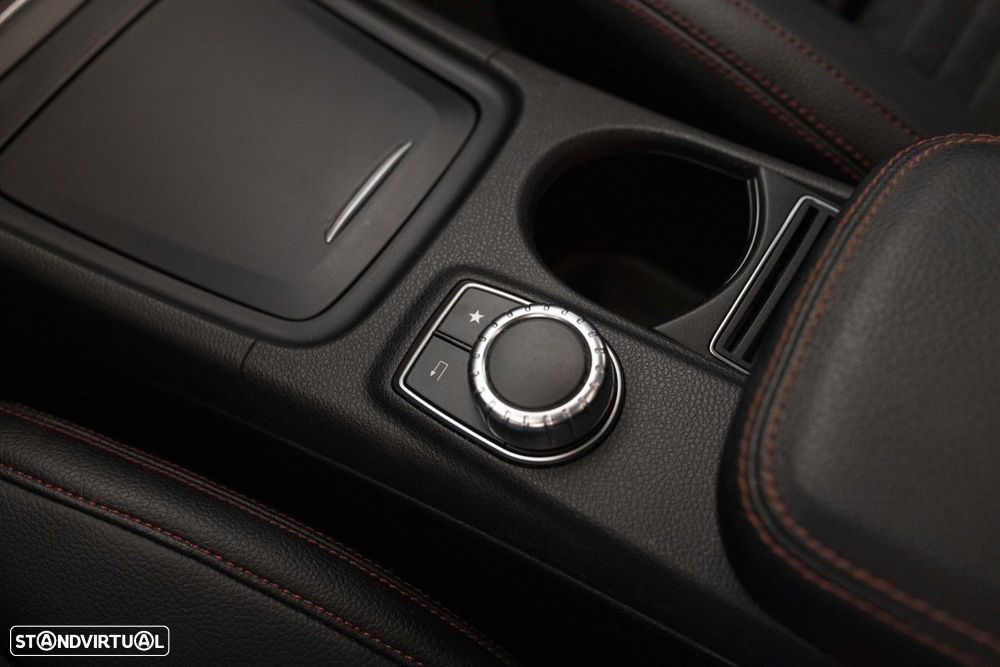 Mercedes-Benz CLA 200 d Shooting Brake AMG Line Aut. - 25