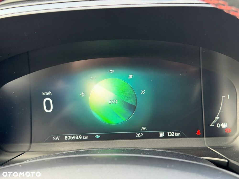 Ford Kuga 1.5 EcoBoost FWD ST-Line - 27