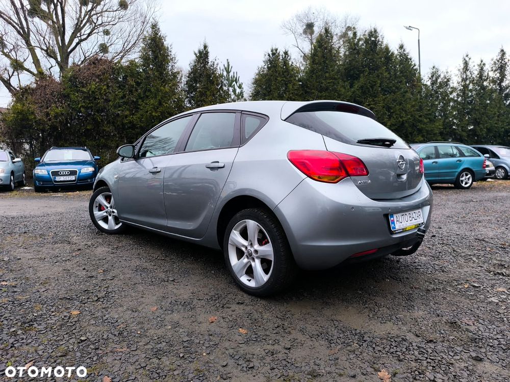 Opel Astra 1.6 Cosmo - 7