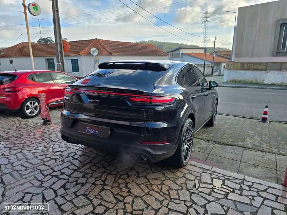 Porsche Cayenne Coupé E-Hybrid - 4