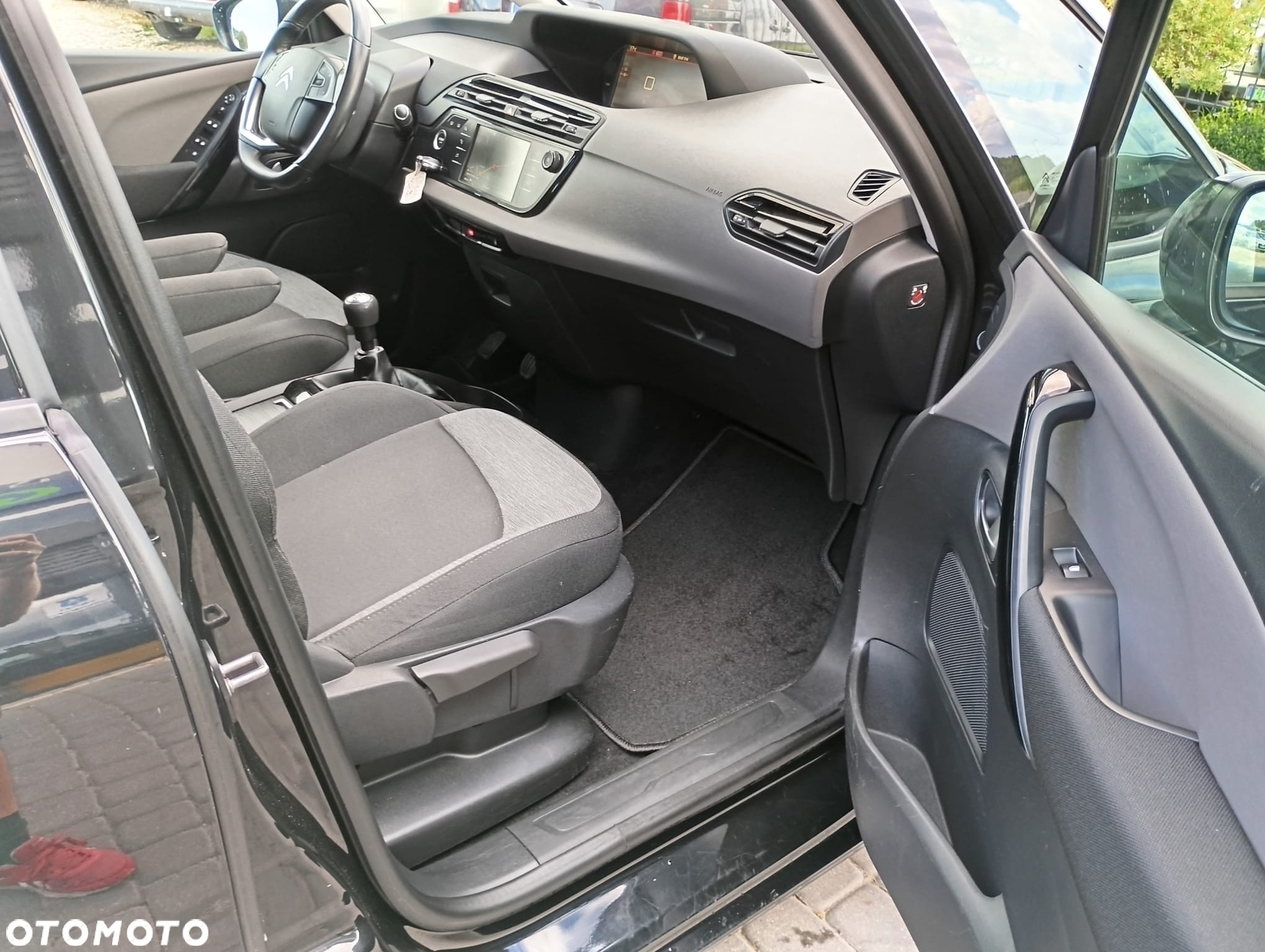 Citroën C4 Grand Picasso BlueHDi 120 Business Class - 28