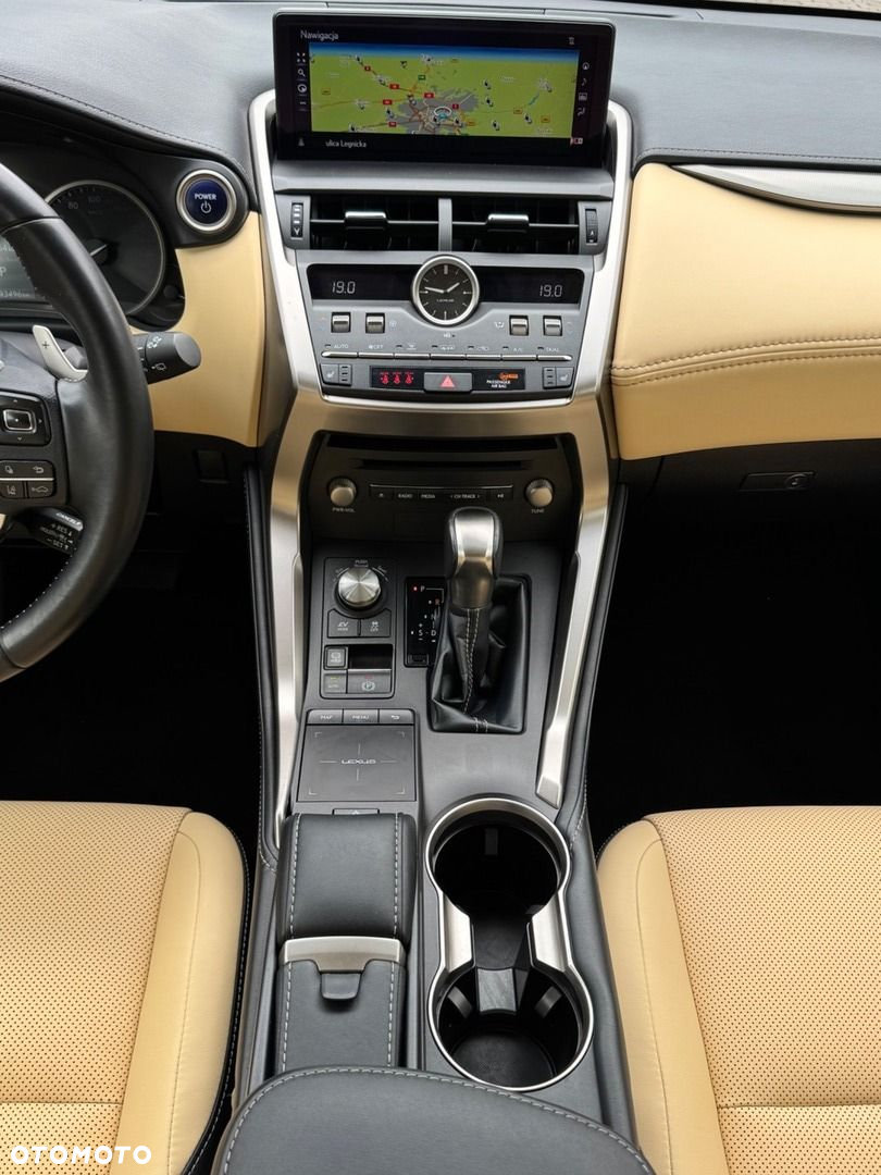 Lexus NX - 14