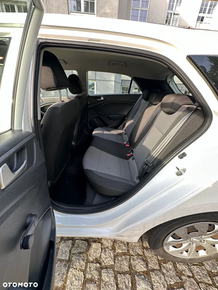Hyundai i20 1.2 Fresh - 18