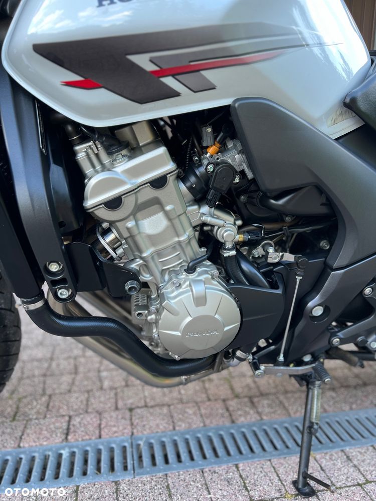 Honda CBF - 8