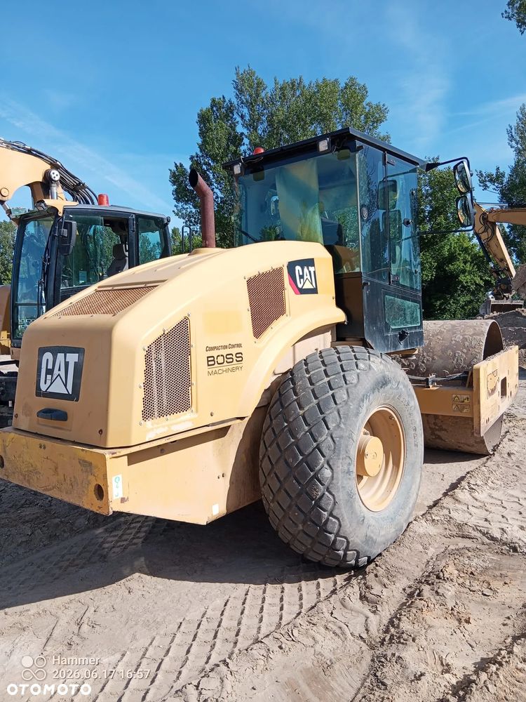 Caterpillar CS64B - 7